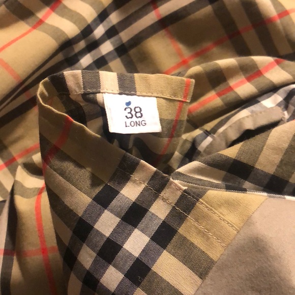 Burberry trench coat - Picture 7 of 7